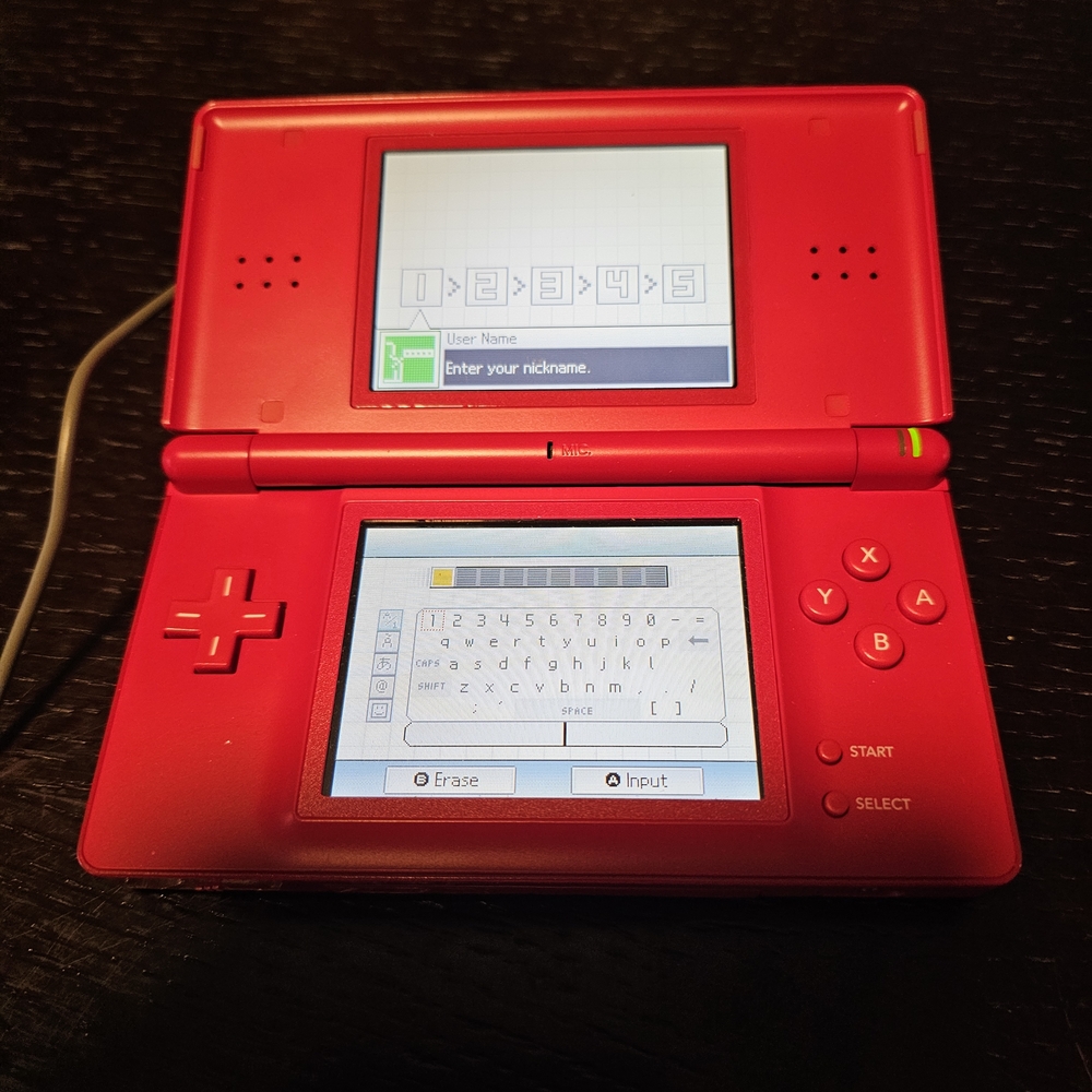 Nintendo DS Lite Handheld Console - Bright Red